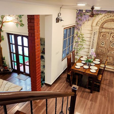 The Rustic Manor - Homestay バンガロール エクステリア 写真