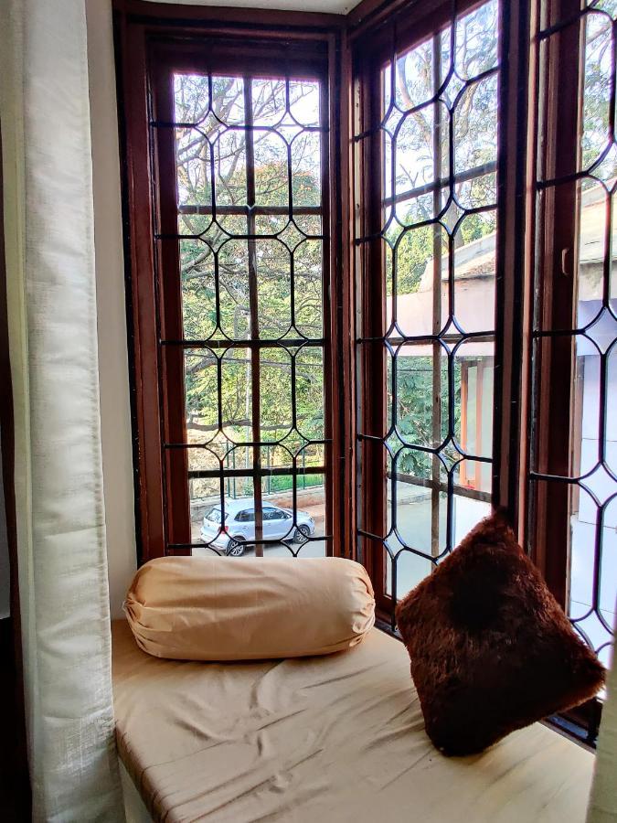 The Rustic Manor - Homestay バンガロール エクステリア 写真