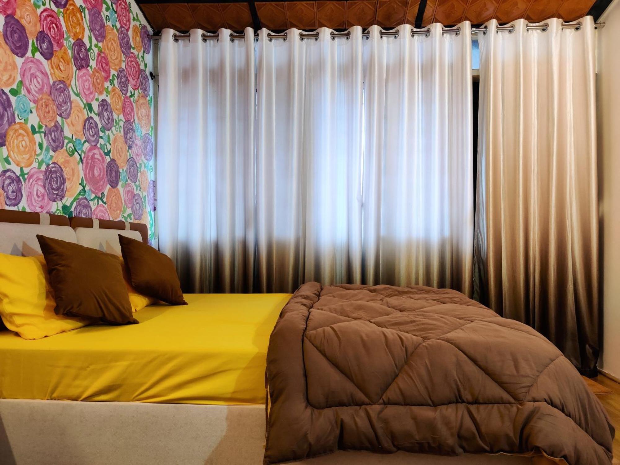 The Rustic Manor - Homestay バンガロール エクステリア 写真